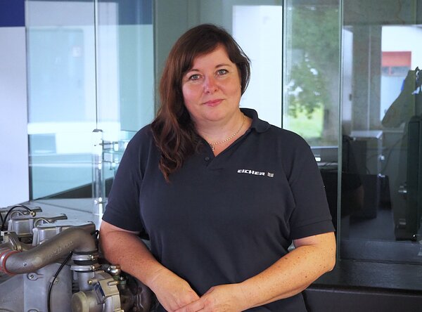 Eicher Mitarbeiter Portrait Frau Fleischauer Portrait einer Mitarbeiterin der Eicher Vertriebs GmbH