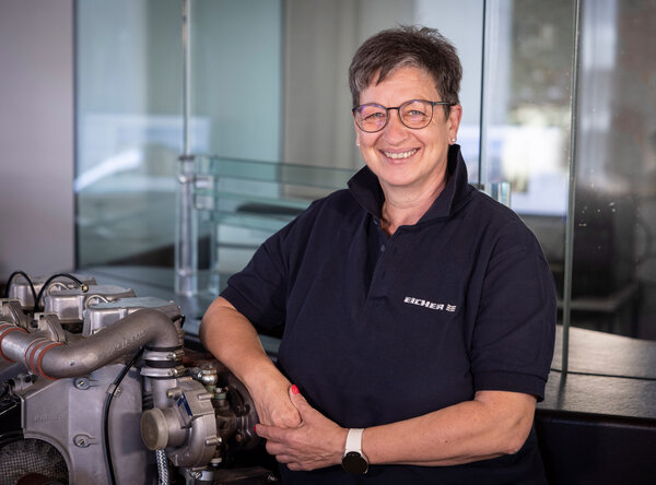 Monika Pflaum Mitarbeiterfoto Mitarbeiterin der Eicher Vertriebs GmbH im Bereich Buchhaltung