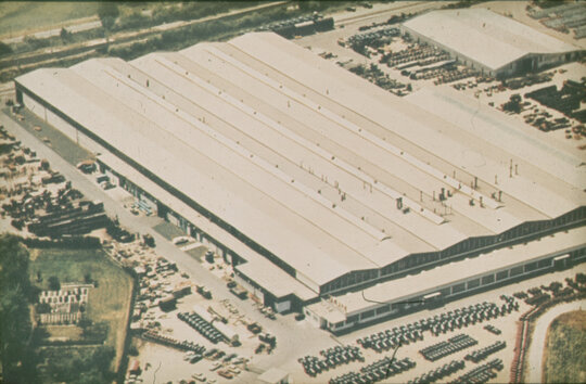 Eicher Werk Chronik 1973 Luftaufnahme des Eicher Werks 1973