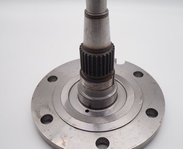 Radnabe für Traktor Ersatzteile Radnabe mit Achse für landwirtschaftliche Maschinen